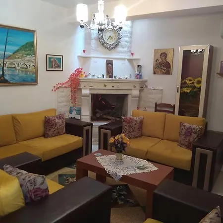 Apartment Hlias Gloria Berat